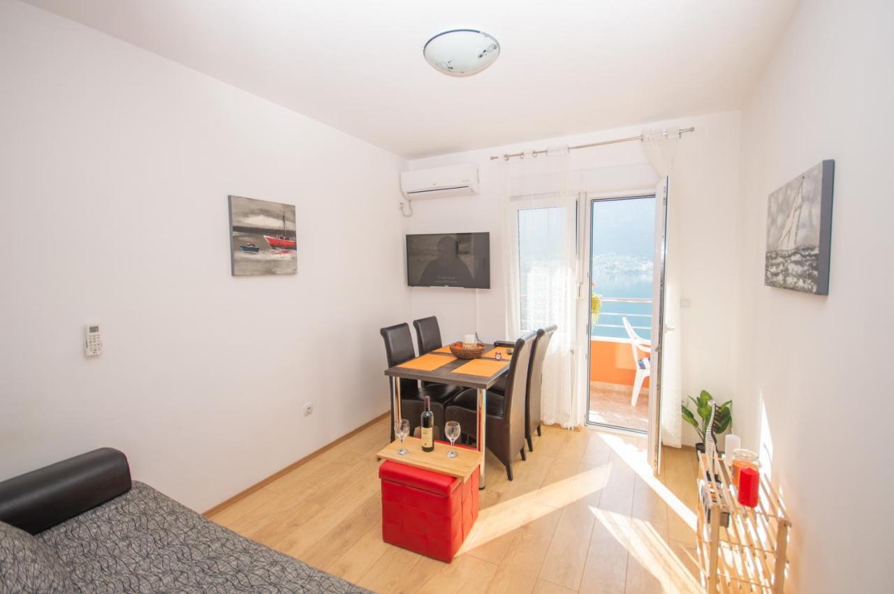 Apartmani Mrsic Рисан Экстерьер фото